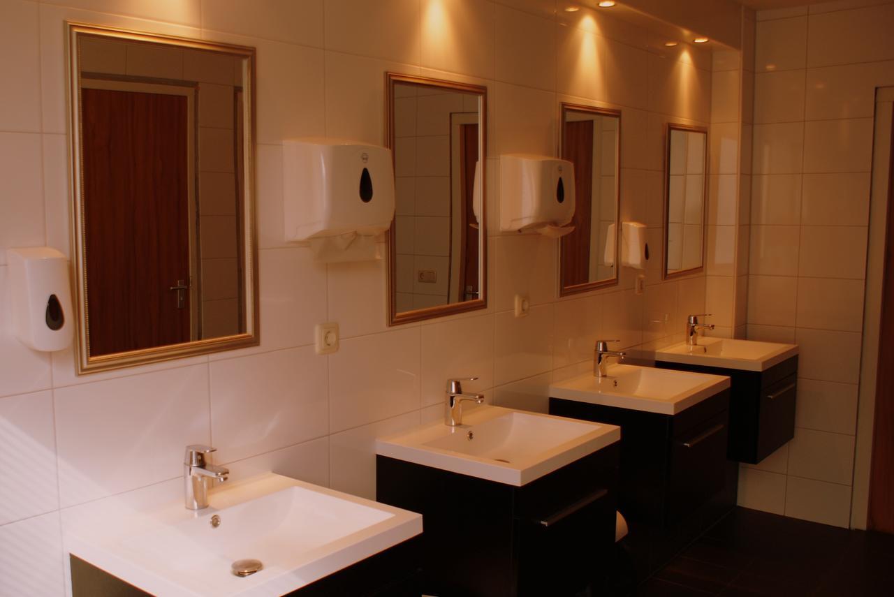 Hotel Noordoostpolder Bant ภายนอก รูปภาพ